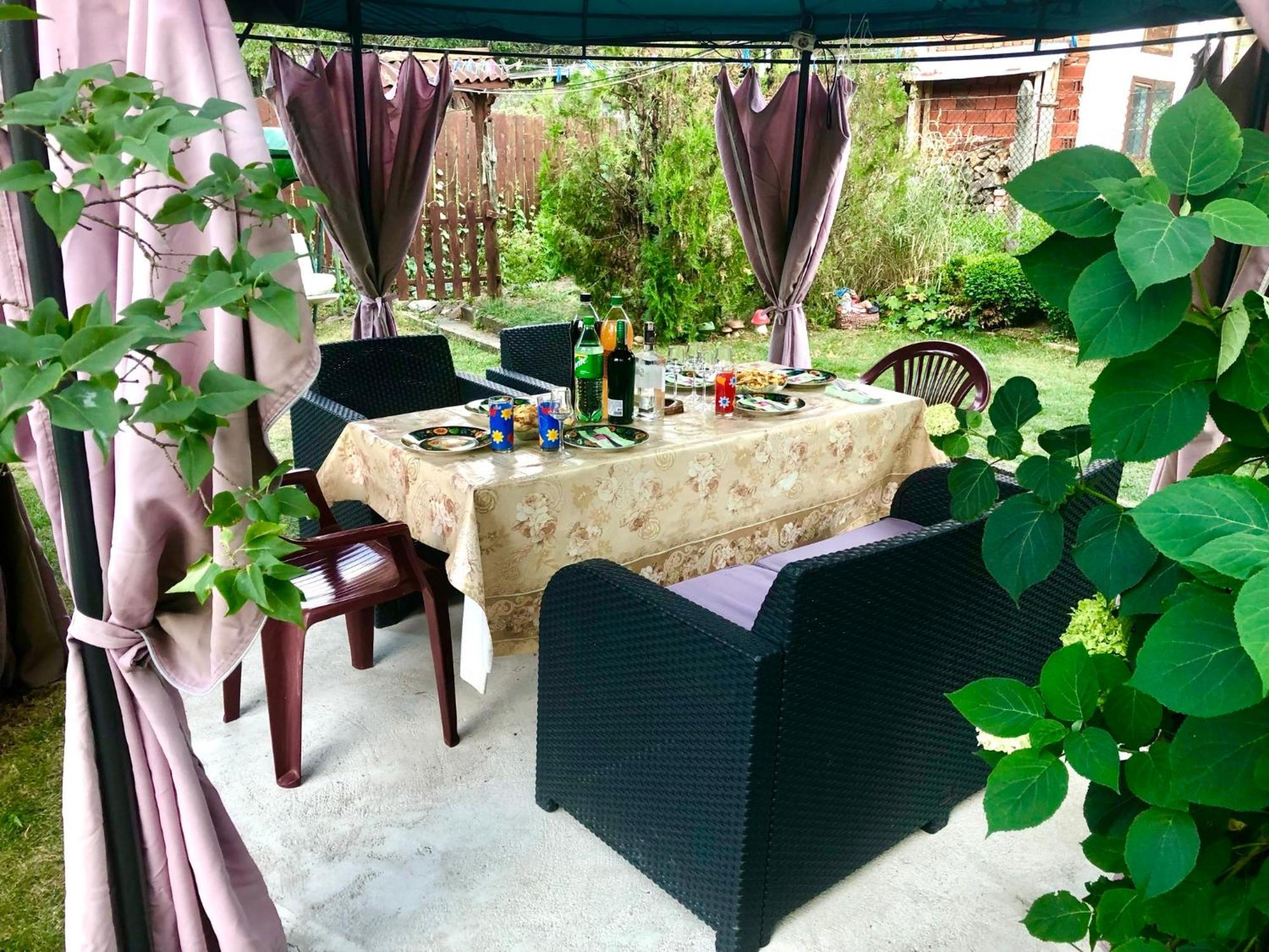 Niya Guest House Beli Iskar Exterior photo